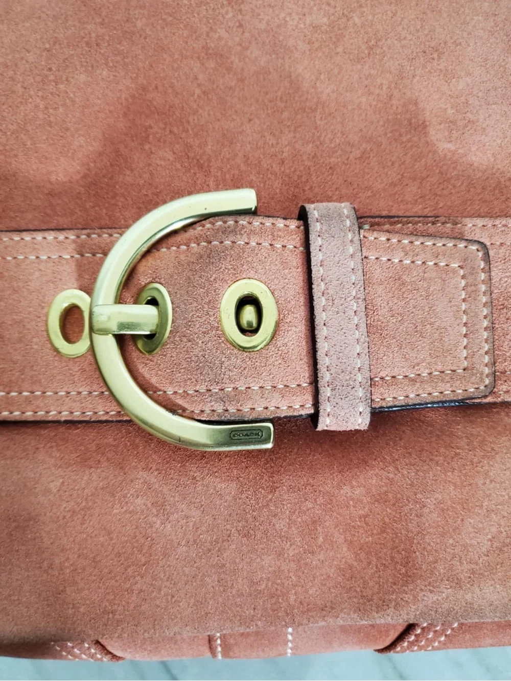 Coach Y2K SoHo Messenger Bag Coral Suede 8A21